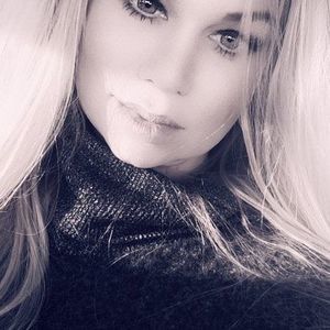 Meet your Posher, Emirandkarie